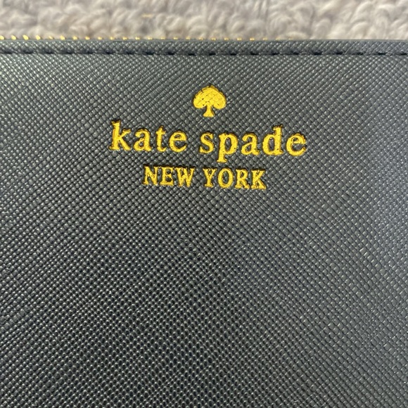 KATE ♠️ SPADE WRISTLET - Picture 2 of 8